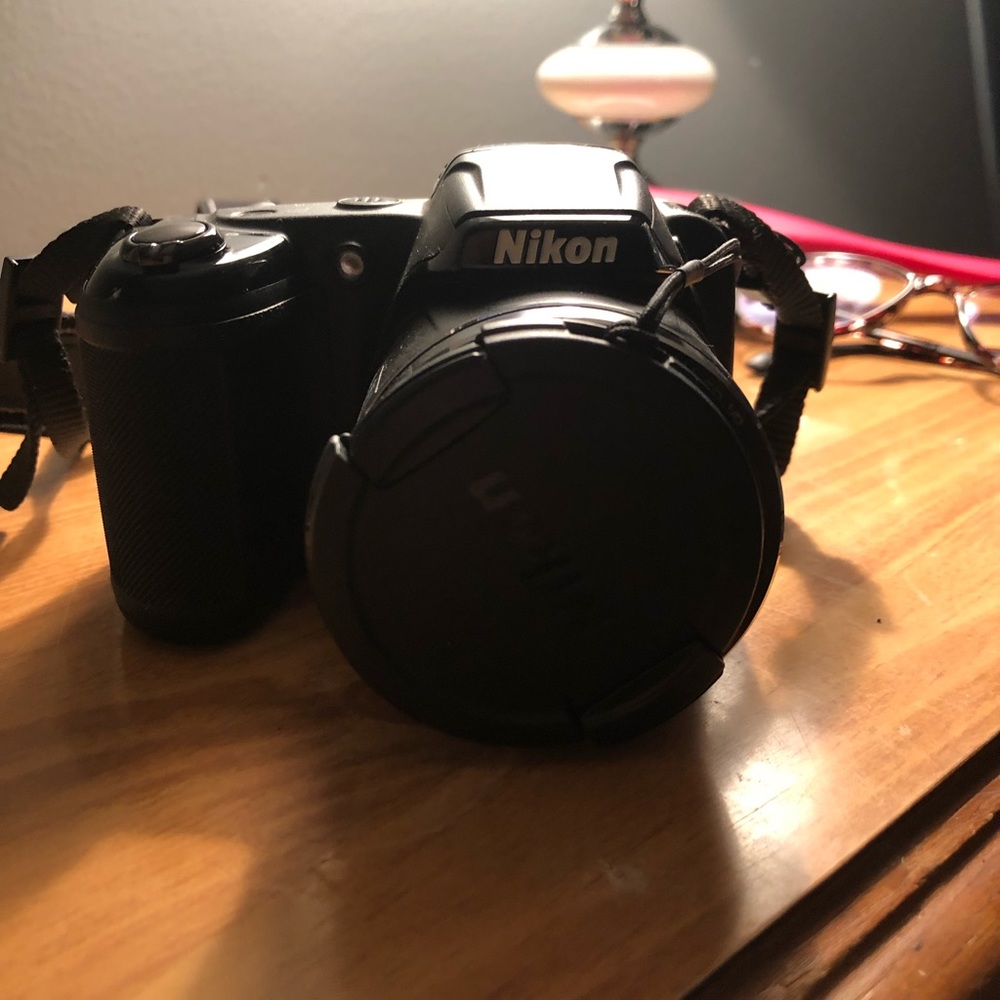 Nikon COOLPIX L320 16.1 MP digital camera, Black.